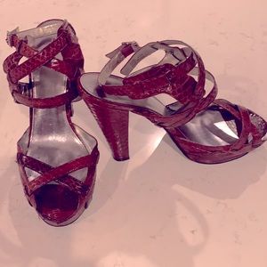 SUPER SEXY STRAPPY burgundy REAL SKIN comfortable CK platform heals